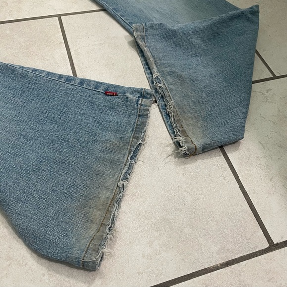 Vintage 90s Grunge Distressed Low Rise Flare Womens Jeans - Picture 8 of 15